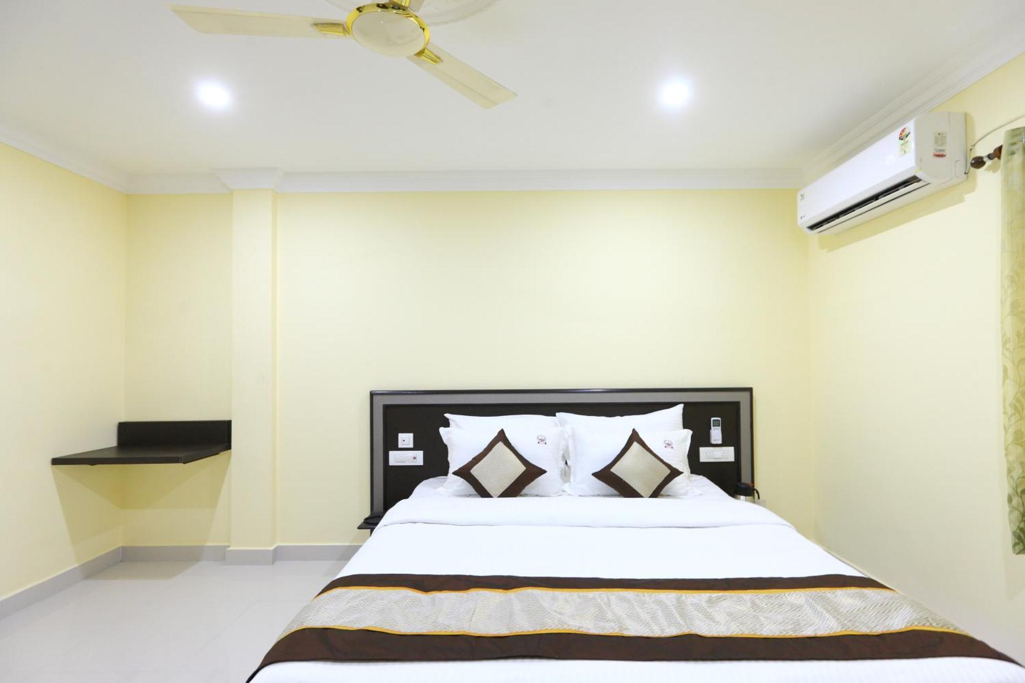 Hotel Salbala Inn - Near Airport Ченай Екстериор снимка