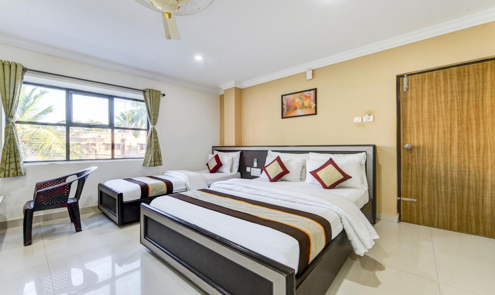 Hotel Salbala Inn - Near Airport Ченай Екстериор снимка