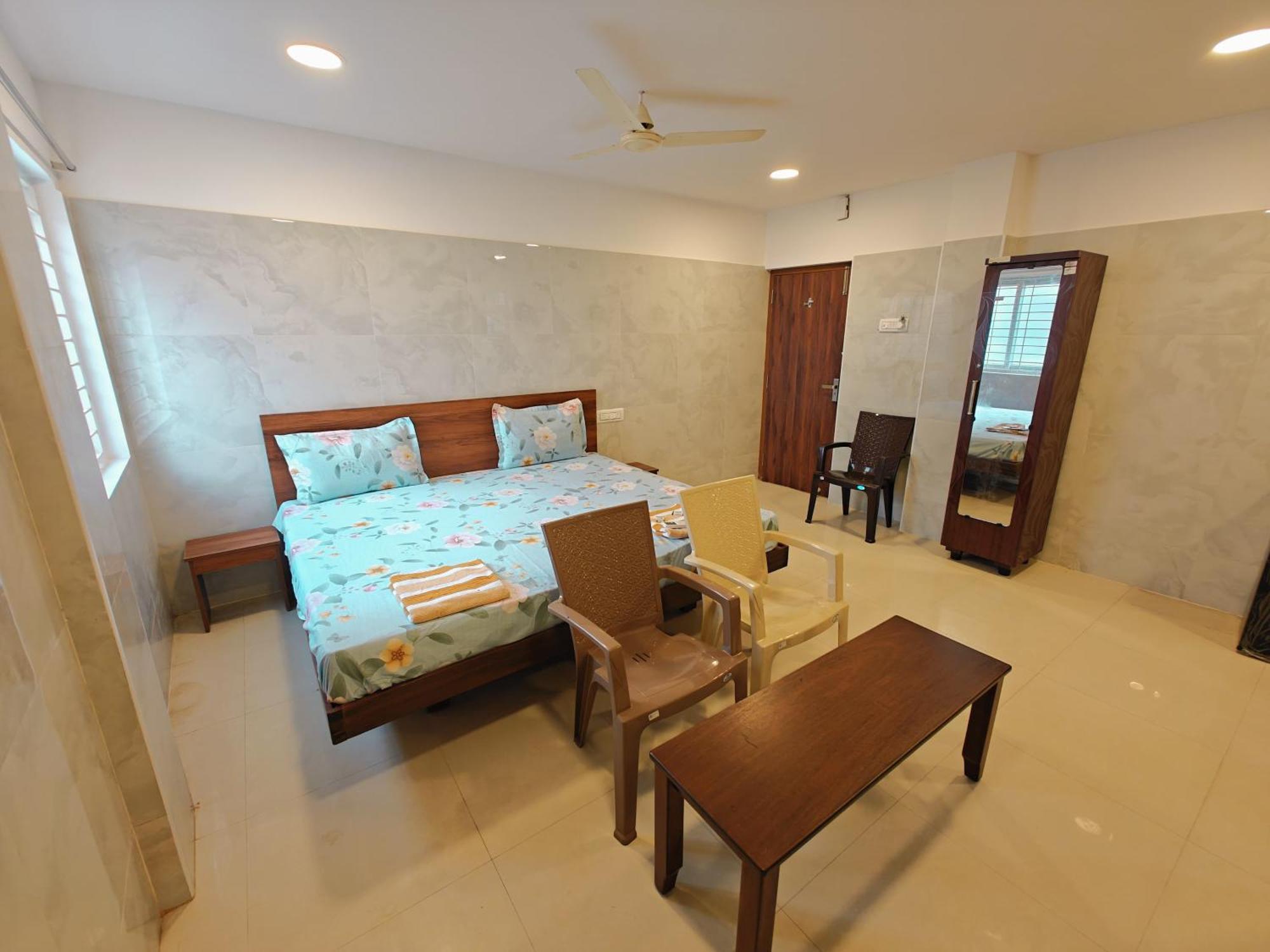 Hotel Salbala Inn - Near Airport Ченай Екстериор снимка